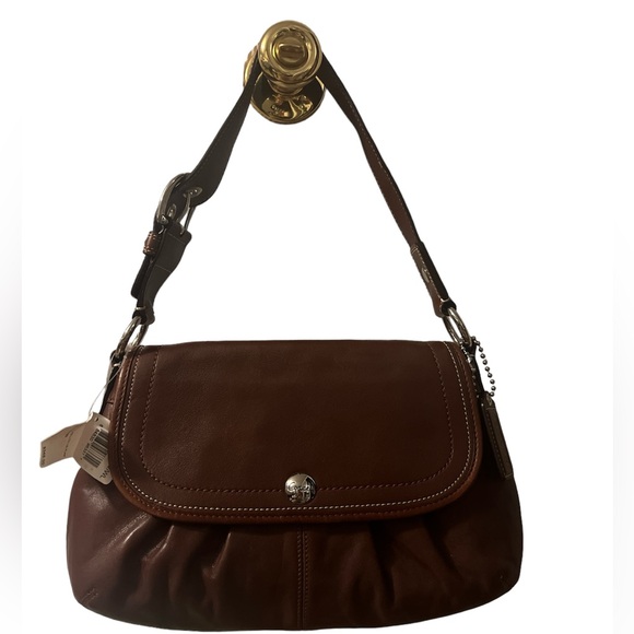 Coach shoulder bag - Picture 1 of 2